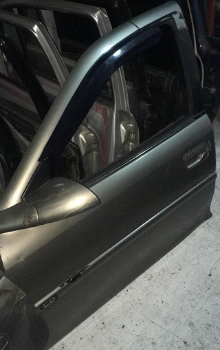 OPEL VECTRA B SOL ÖN KAPI MAKYAJLI 90508225